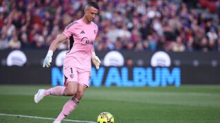 Odysseas Vlachodimos of Sevilla FC in action during the Spanish league, LaLiga EA Sports, football match played between FC Barcelona and Sevilla FC at Spotify Camp Nou stadium on March 14, 2026 in Barcelona, Spain. AFP7 15/03/2026 ONLY FOR USE IN SPAIN