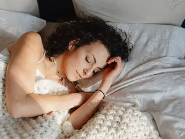 Imagen de archivo de una persona durmiendo Imagen de archivo de una persona durmiendo