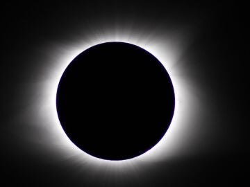 La franja de totalidad del eclipse solar del 12 de agosto atravesar&aacute; 11 comunidades aut&oacute;nomas