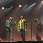 Willy B&aacute;rcenas y Andr&eacute;s Koi.