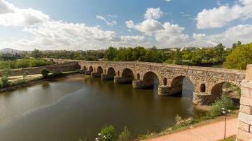 El puente romano mejor conservado del mundo est&aacute; en Espa&ntilde;a y mide casi 800 metros