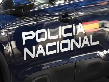 Detenidos tres hombres durante el desmantelamiento de tres "narcopisos" en Vallecas Detenidos tres hombres durante el desmantelamiento de tres "narcopisos" en Vallecas