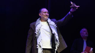 Daniel Albaladejo durante la gala de los Premios de la Uni&oacute;n de Actores y Actrices, a 16 de marzo de 2026, en Madrid (Espa&ntilde;a). Los Premios de la Uni&oacute;n tienen una caracter&iacute;stica que los hace &uacute;nico y especiales, pues son el voto de la profesi&oacute;n, siendo la propia afiliaci&oacute;n de la Uni&oacute;n quien elige a los ganadores y las ganadoras de entre todos sus compa&ntilde;eros y compa&ntilde;eras. 16 MARZO 2026 Jos&eacute; Oliva / Europa Press 16/03/2026