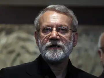 Israel says Iran's security chief Ali Larijani has been killed in strike BEIRUT (Lebanon), 17/03/2026.- FILE Secretary of the Supreme National Security Council of Iran Ali Larijani in Beirut, Lebanon, 13 August 2025 (reissued 17 March 2026). Larijani has been killed in an Israeli airstrike, according to Israel's defence ministry 17 March 2026. (Líbano) EFE/EPA/WAEL HAMZEH