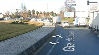 Glorieta de Louvière en Córdoba donde ha muerto un motorista en un accidente con un camión Glorieta de Louvière en Córdoba donde ha muerto un motorista en un accidente con un camión
