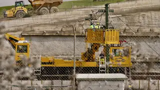 Imágenes de los trabajos que se están llevando a cabo en la vía de Alta Velocidad que une Málaga con Madrid Imágenes de los trabajos que se están llevando a cabo en la vía de Alta Velocidad que une Málaga con Madrid