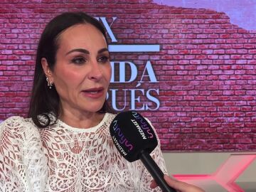 Ana Mil&aacute;n, presentadora de 'Ex: La vida Despu&eacute;s'