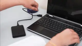 Adiós Google Fotos: este disco duro de Toshiba tiene 2 TB de almacenamiento y un precio de locos Canvio Basics Toshiba 2 TB