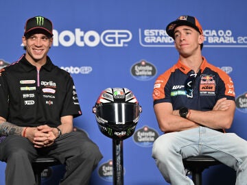 Bezzecchi y Acosta, en la previa del GP de Brasil