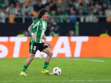 Hector Bellerin of Real Betis Balompie in action during the UEFA Europa League 2025/26 Round of 16 Second Leg match between Real Betis Balompie and Panathinaikos FC at La Cartuja stadium on March 19, 2026, in Sevilla, Spain. AFP7 19/03/2026 ONLY FOR USE IN SPAIN