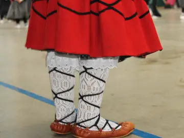 Tolosa se llena de música y baile con el Dantzari Txiki Eguna y su romería popular Tolosa se llena de música y baile con el Dantzari Txiki Eguna y su romería popular