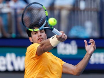Alcaraz se despidi&oacute; de Miami en tercera ronda