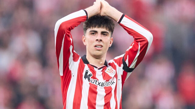 Alejandro Rego of Athletic Club reacts during the LaLiga EA Sports match between Athletic Club and Real Betis Balompie at San Mames on March 22, 2026, in Bilbao, Spain. AFP7 22/03/2026 ONLY FOR USE IN SPAIN