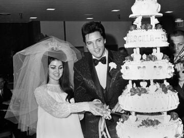 Boda de Priscilla y Elvis Presley.