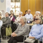 En las sesiones se genera un espacio de escucha donde compartir experiencias 