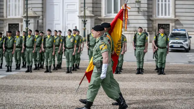 El Congreso estudia reincorporar militares de complemento para paliar la falta de personal, a petición del PP El Congreso estudia reincorporar militares de complemento para paliar la falta de personal, a petición del PP