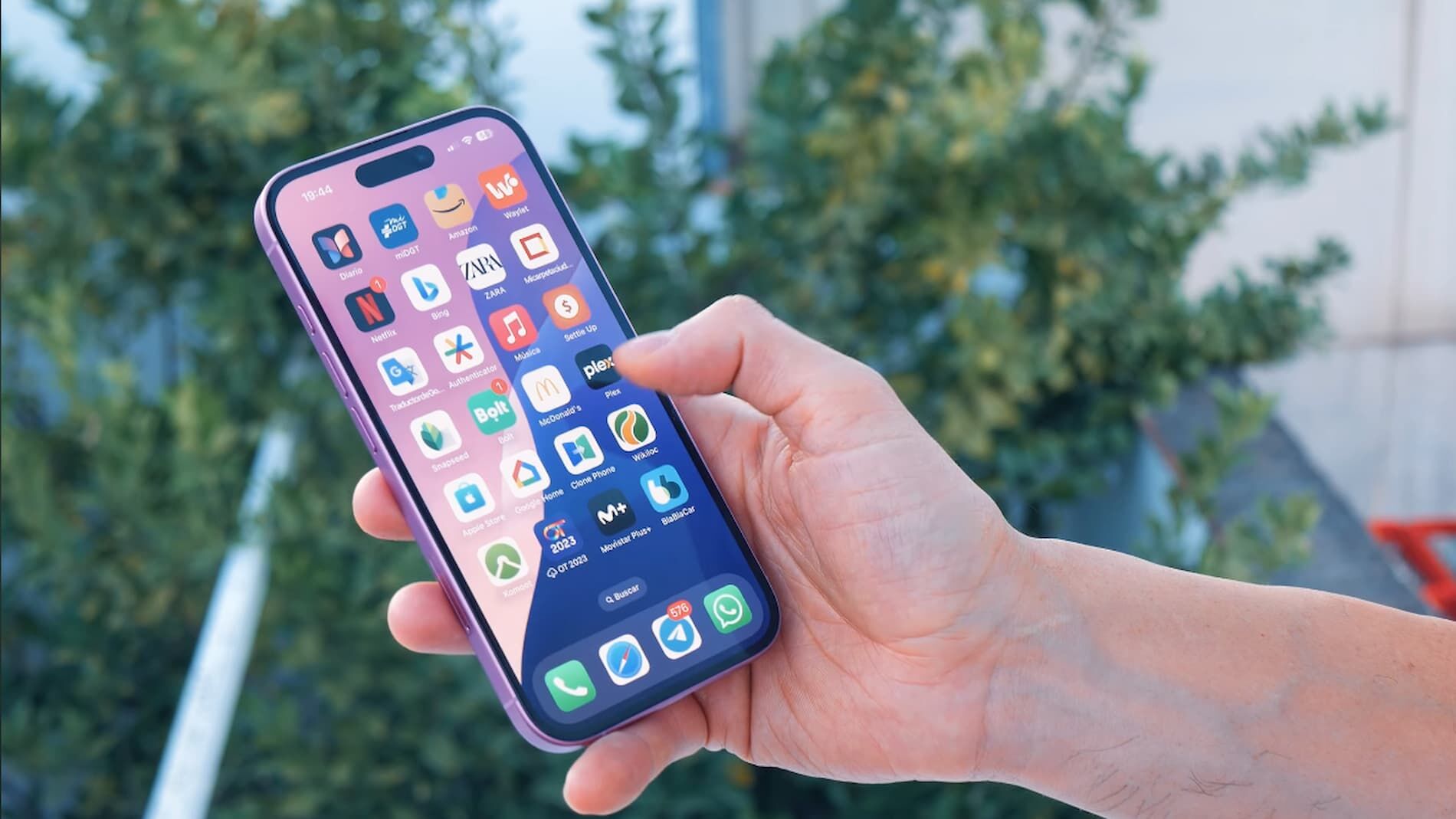 Hay 2 colores del iPhone 16 que tienen un descuento espectacular en PcComponentes: puedes tenerlo pagando 200 euros menos