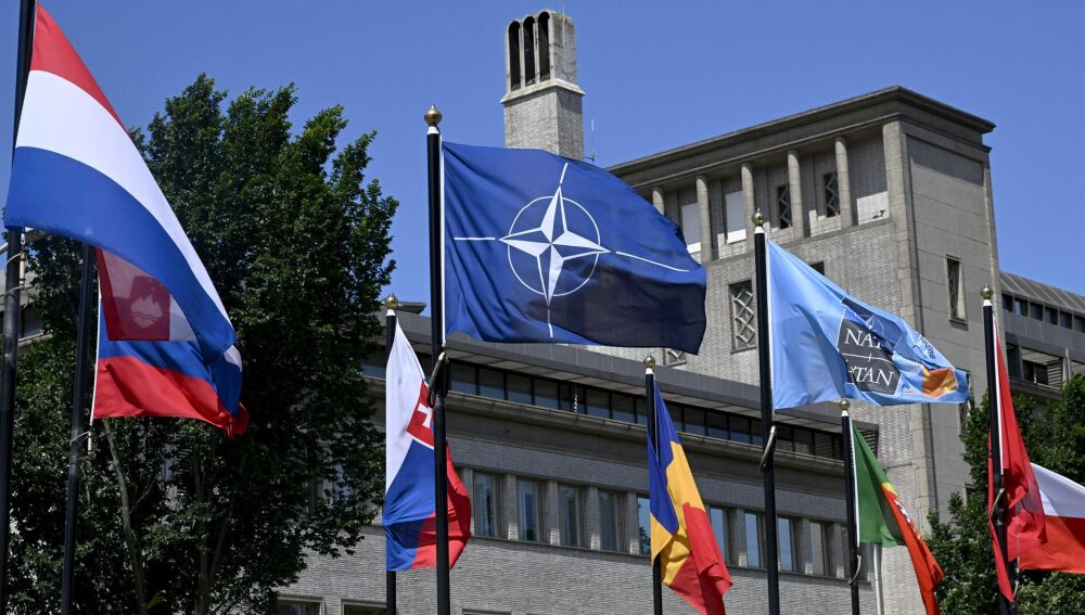 AMP.- Aliados europeos de la OTAN reducen la brecha con EEUU y todos rebasan ya el 2% en gasto del PIB en defensa
