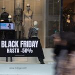 Econom&iacute;a.- Uno de cada tres operadores 'online' muestra incorrectamente los descuentos del Black Friday, seg&uacute;n Consumo