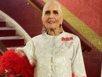 Daphne Selfe