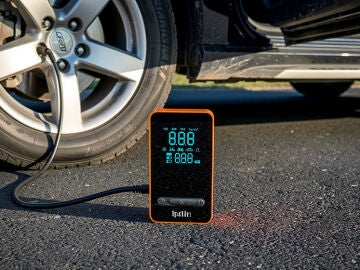 Si te da p&aacute;nico quedarte tirado en carretera, este compresor de aire est&aacute; ahora al 79% de descuento