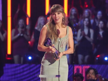 Taylor Swift accepts the award for Pop Album of the Year during the IHeartRadio Music Awards on Thursday, March 26, 2026, at the Dolby Theatre in Los Angeles. (AP Photo/Chris Pizzello)