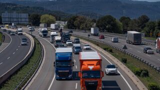 Tr&aacute;fico.- La operaci&oacute;n salida de Semana Santa deja retenciones en Madrid, Barcelona, Valencia, M&aacute;laga o Sevilla