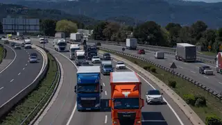 Tráfico.- La operación salida de Semana Santa deja retenciones en Madrid, Barcelona, Valencia, Málaga o Sevilla Tráfico.- La operación salida de Semana Santa deja retenciones en Madrid, Barcelona, Valencia, Málaga o Sevilla