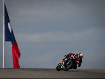 72 BEZZECCHI Marco (ita), Aprilia Racing, Aprilia RS-GP26, action during the 2026 MotoGP Red Bull Grand Prix of The United States on Circuit Of The Americas from March 27 to 29, 2026 in Austin, United States - Photo Studio Milagro / DPPIAFP7 27/03/2026 ONLY FOR USE IN SPAIN