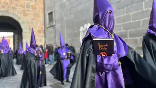 La Procesión de los Estudiantes de la UCAV vuelve a iluminar el Sábado de Pasión en Ávila La Procesión de los Estudiantes de la UCAV vuelve a iluminar el Sábado de Pasión en Ávila