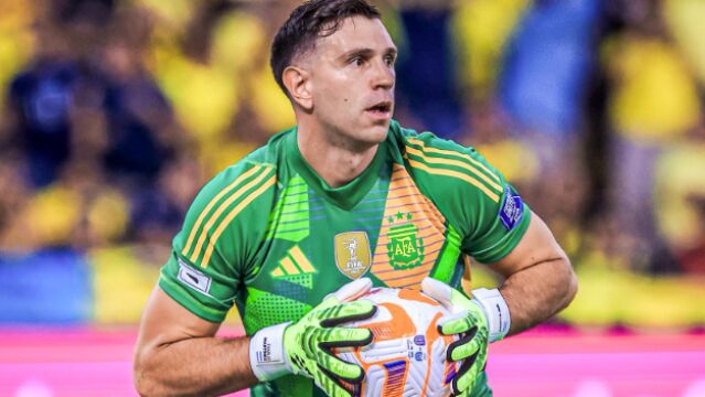 Las sorprendentes declaraciones del 'Dibu' Mart&iacute;nez que preocupan en Argentina: "Menos mal que no jugamos la Finalissima..."