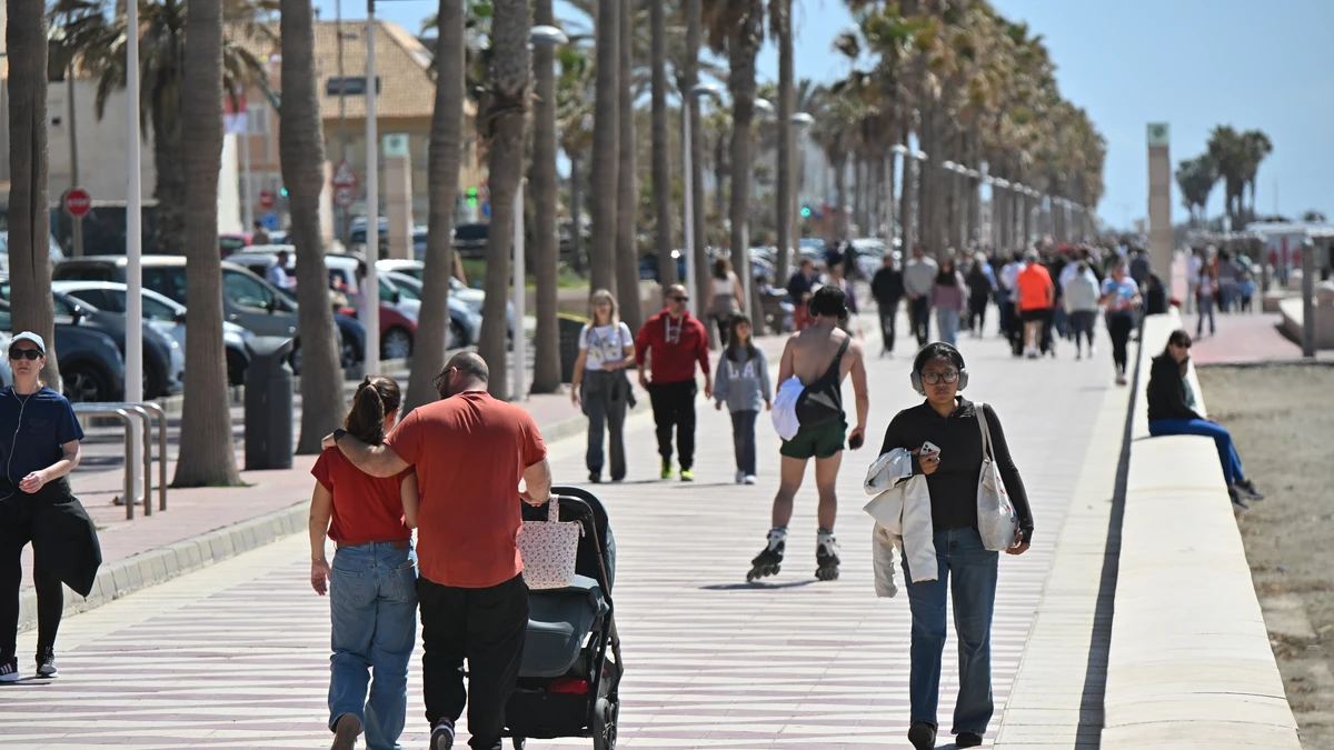 La AEMET anticipa una semana de volantazos: la comenzarás con abrigo y la terminarás en manga corta, pero casi no te hará falta el paraguas