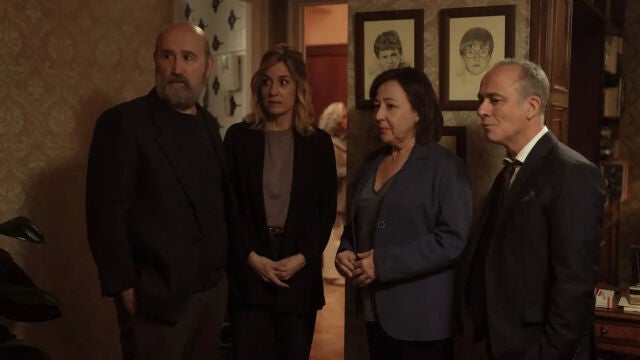 Javier C&aacute;mara, Alexandra Jim&eacute;nez, Carmen Machi y Javier Guti&eacute;rrez lo bordan