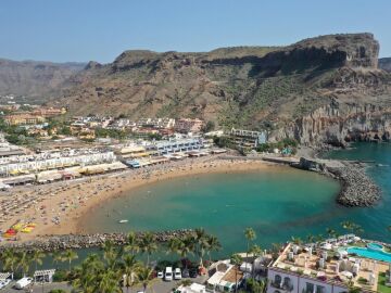 Encuentran el cad&aacute;ver de una menor de 15 a&ntilde;os en la bocana del muelle de Puerto Rico, al sur de Gran Canaria