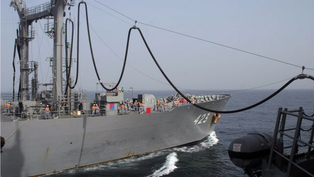 Un buque de la Armada japonesa