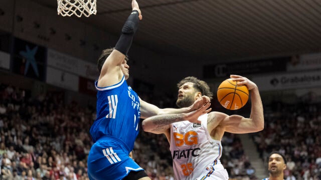 Hezonja amenaza con taponar la entrada de Nikola Maric