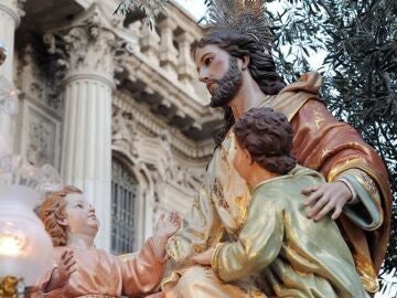 La Esperanza protagoniza la tarde del Domingo de Ramos