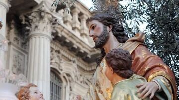 La Esperanza protagoniza la tarde del Domingo de Ramos