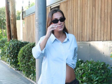 Look de Mar&iacute;a Pombo.