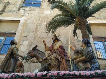S.Santa.- La Burrina, La Humildad, el Se&ntilde;or de las Penas y la Misericordia salen en C&aacute;ceres este Domingo de Ramos