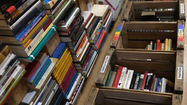 Sucesos.- Tres detenidos en Madrid por robar libros de la empresa donde trabajaba uno de ellos y venderlos en Wallapop