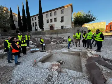 MURCIA.-Hallan una tinaja y ajuar de cocina en el yacimiento de San Esteban MURCIA.-Hallan una tinaja y ajuar de cocina en el yacimiento de San Esteban