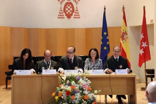 Tres ejercicios sin cuentas aprobadas: responsabilidad y futuro del Colegio de Abogados de Alcalá de Henares