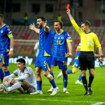  Tras la debacle, Italia ya tiene un culpable: Bastoni