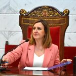 Valencia aprueba la ley que blinda la ciudad contra los pisos tur&iacute;sticos