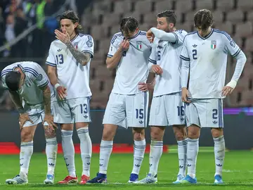 Los jugadores italianos, en la tanda de penaltis Los jugadores italianos, en la tanda de penaltis