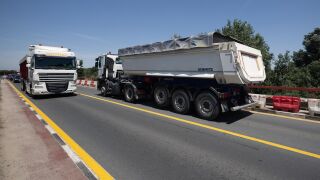 Econom&iacute;a.- Transportes permite expedir la tarjeta de tac&oacute;grafo digital a los conductores con permiso B