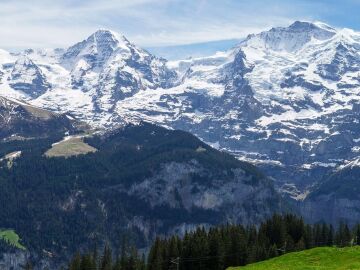 Buscan voluntarios para vivir un mes en la monta&ntilde;a gratis: pagan 400 euros y estas son las condiciones