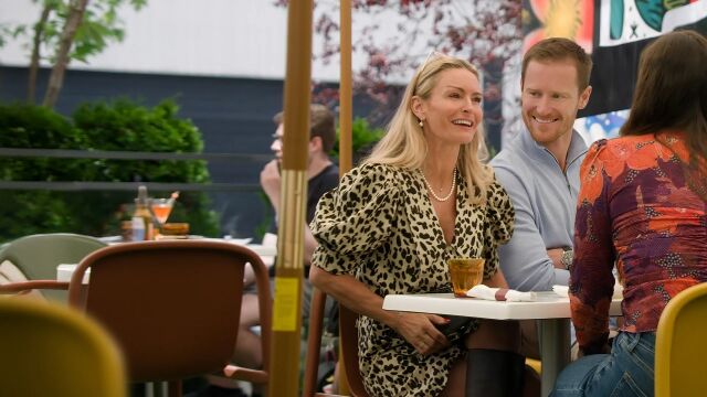 Netflix renueva su show de citas donde la edad es solo un n&uacute;mero