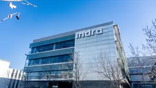 Economía.-Los títulos de Indra vuelven al signo positivo con alza de más del 3% pese a la probable renuncia de Escribano Economía.-Los títulos de Indra vuelven al signo positivo con alza de más del 3% pese a la probable renuncia de Escribano